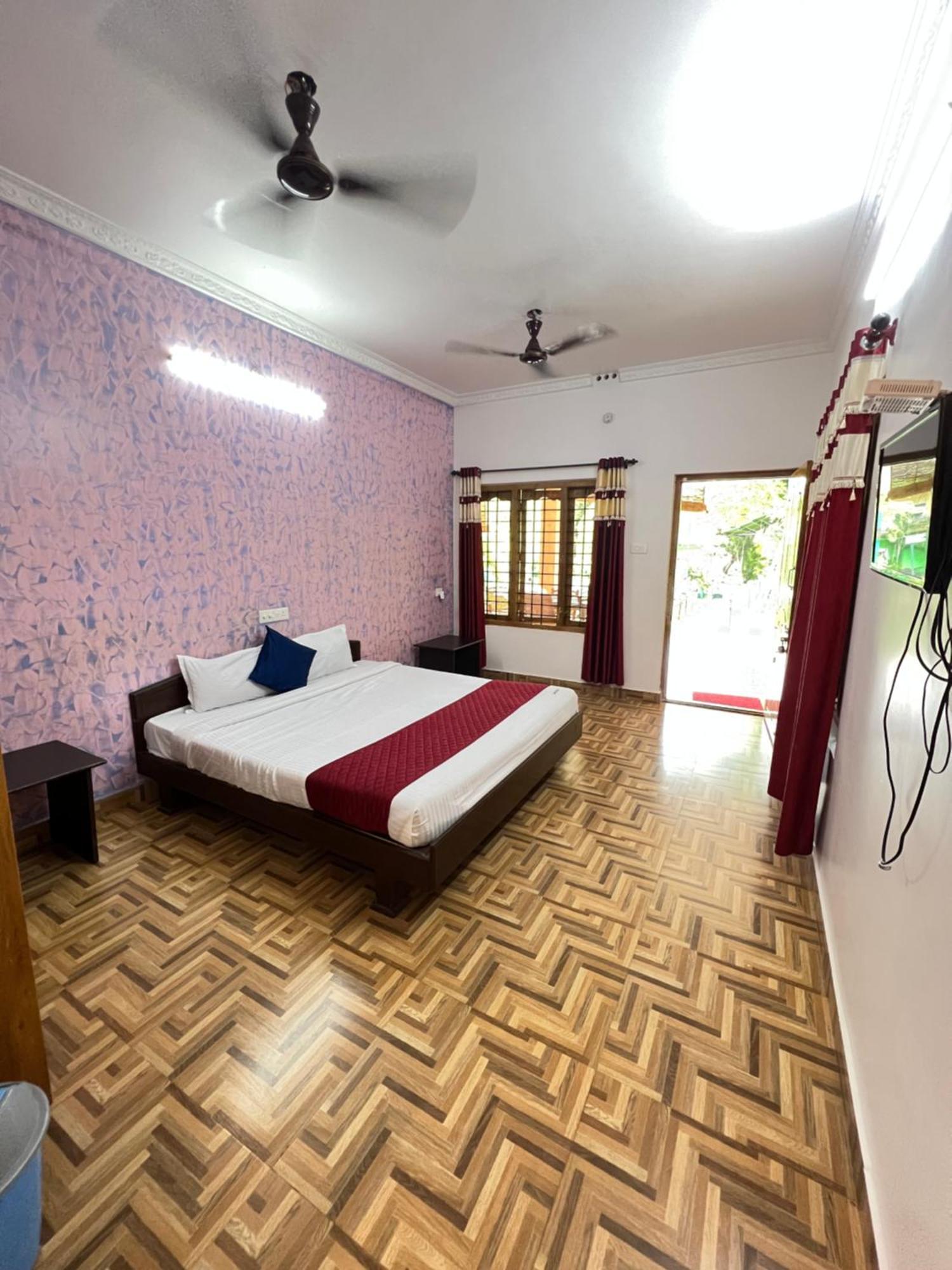 The Midway Jungle Resort Masinagudi Esterno foto