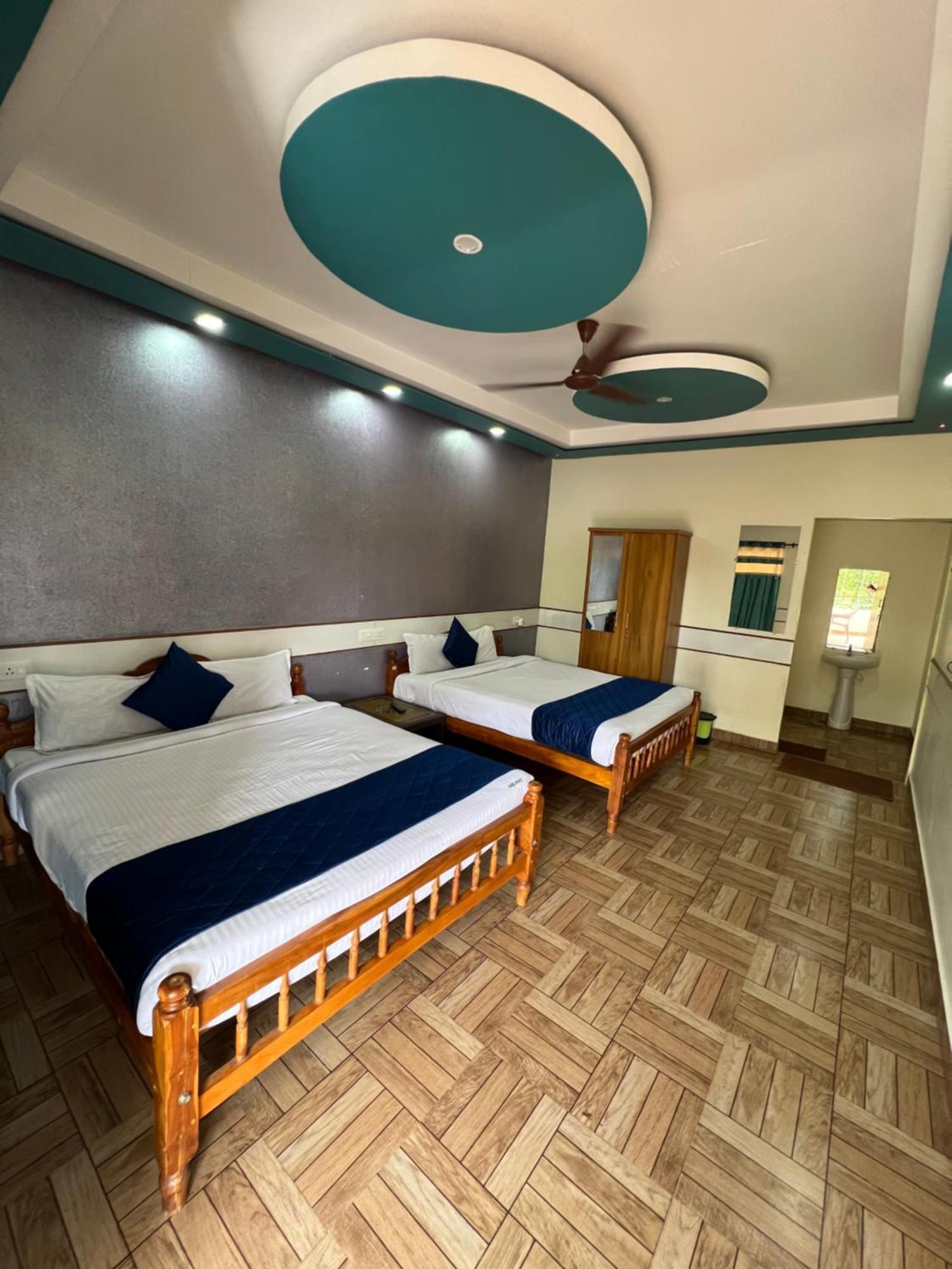 The Midway Jungle Resort Masinagudi Esterno foto