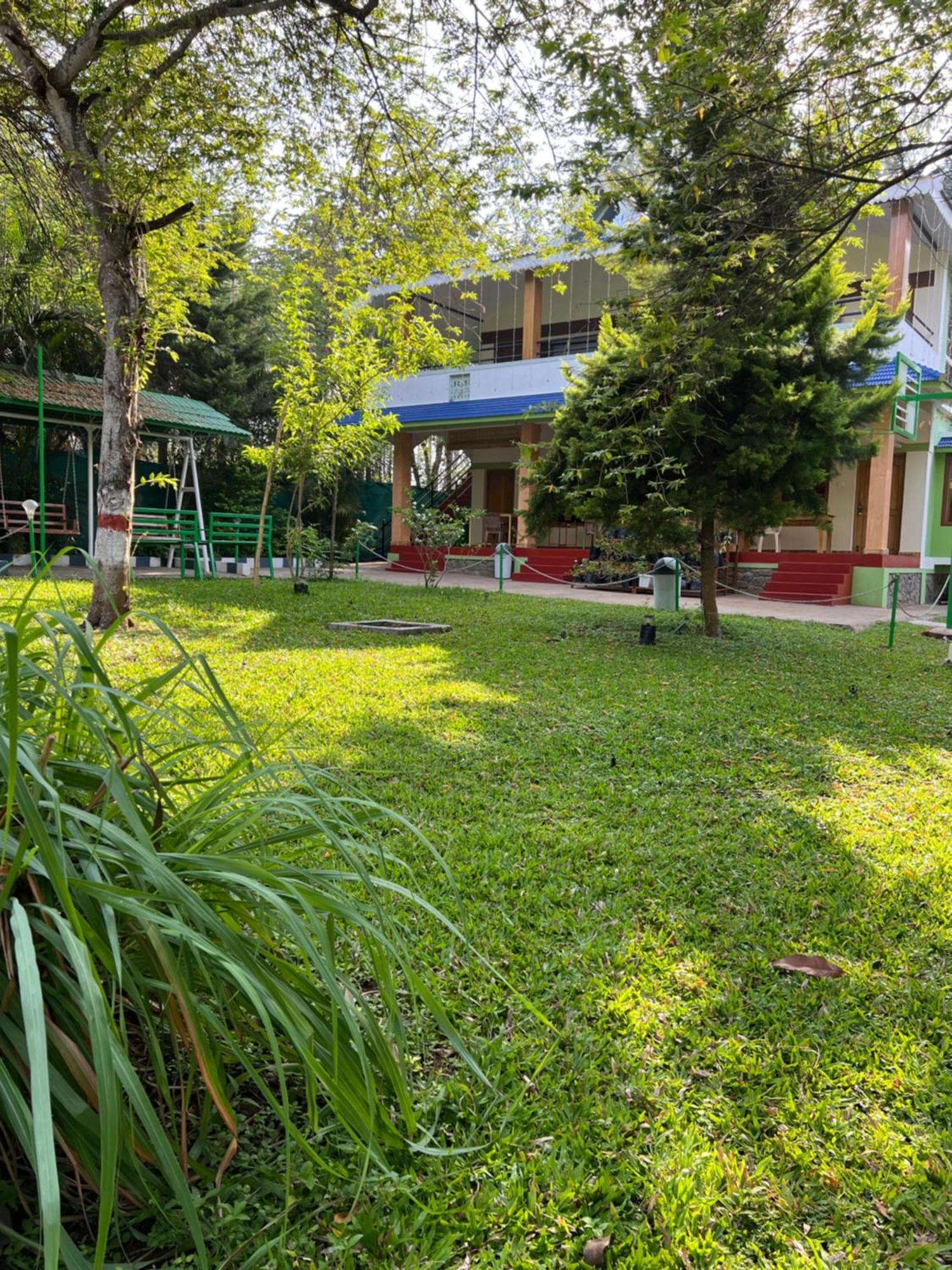 The Midway Jungle Resort Masinagudi Esterno foto