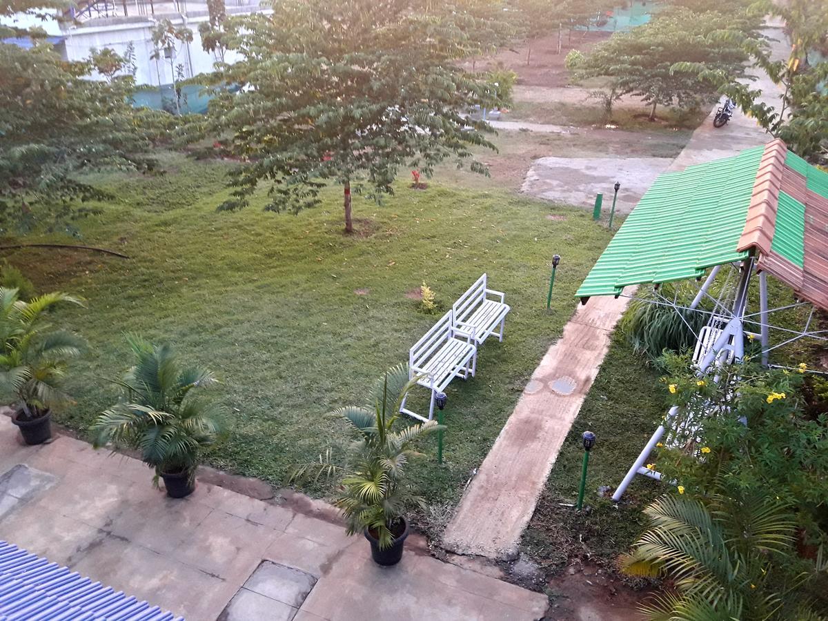 The Midway Jungle Resort Masinagudi Esterno foto